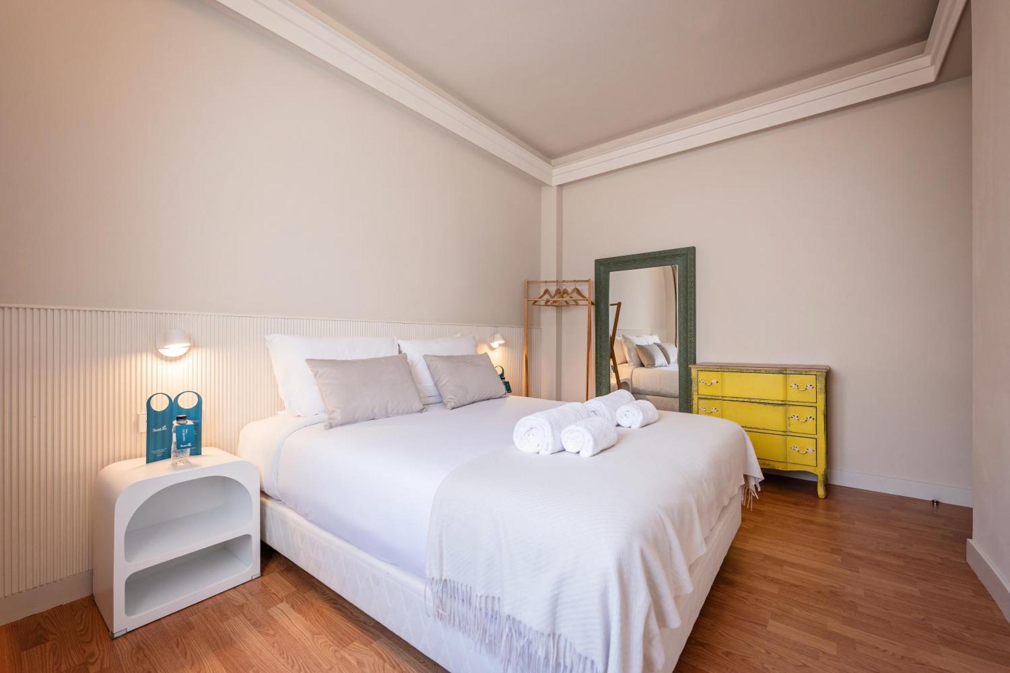 Sweett - Atic Eloi Apartment Barcelona Luaran gambar